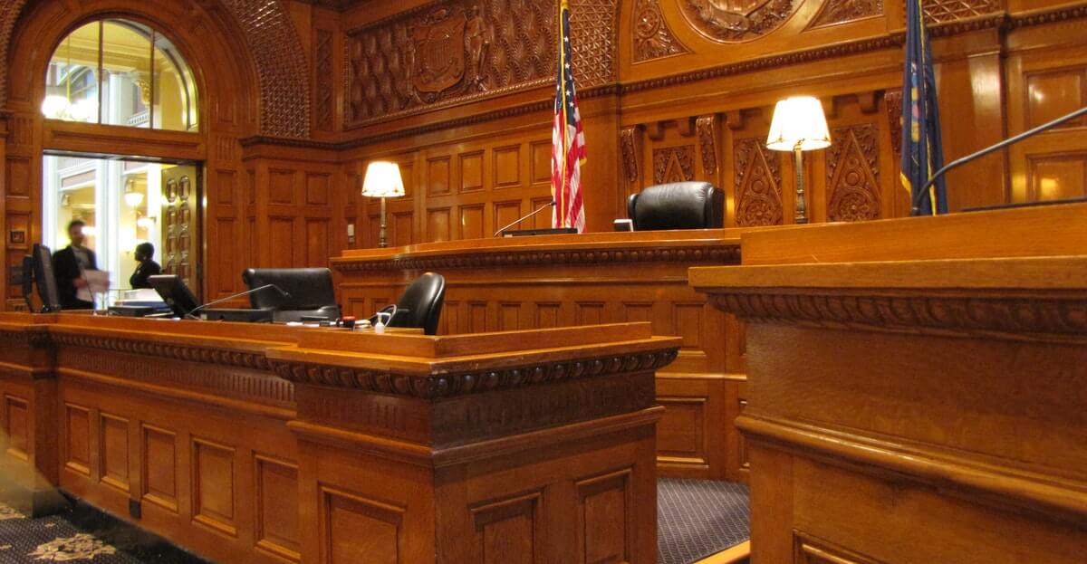 How to behave in a courtroom if you are representing yourself - National  Association of Licensed Paralegals